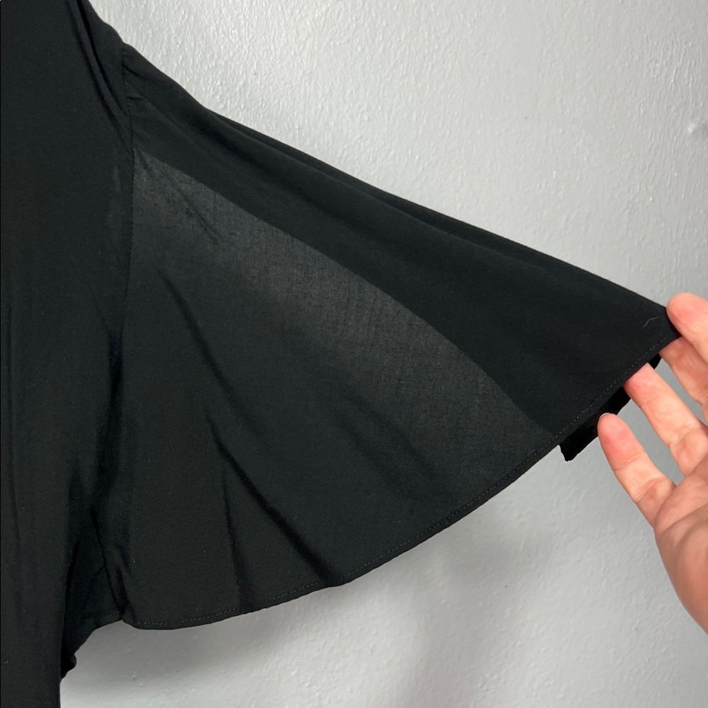 Soft Surroundings Black Tie Back Split Short Slee… - image 3